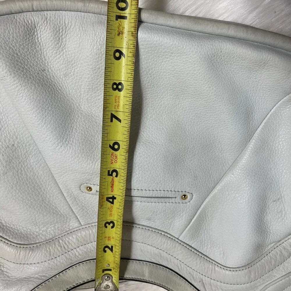 B Makowsky Hobo leather sand white slouch shoulder bag with gold tone ha…